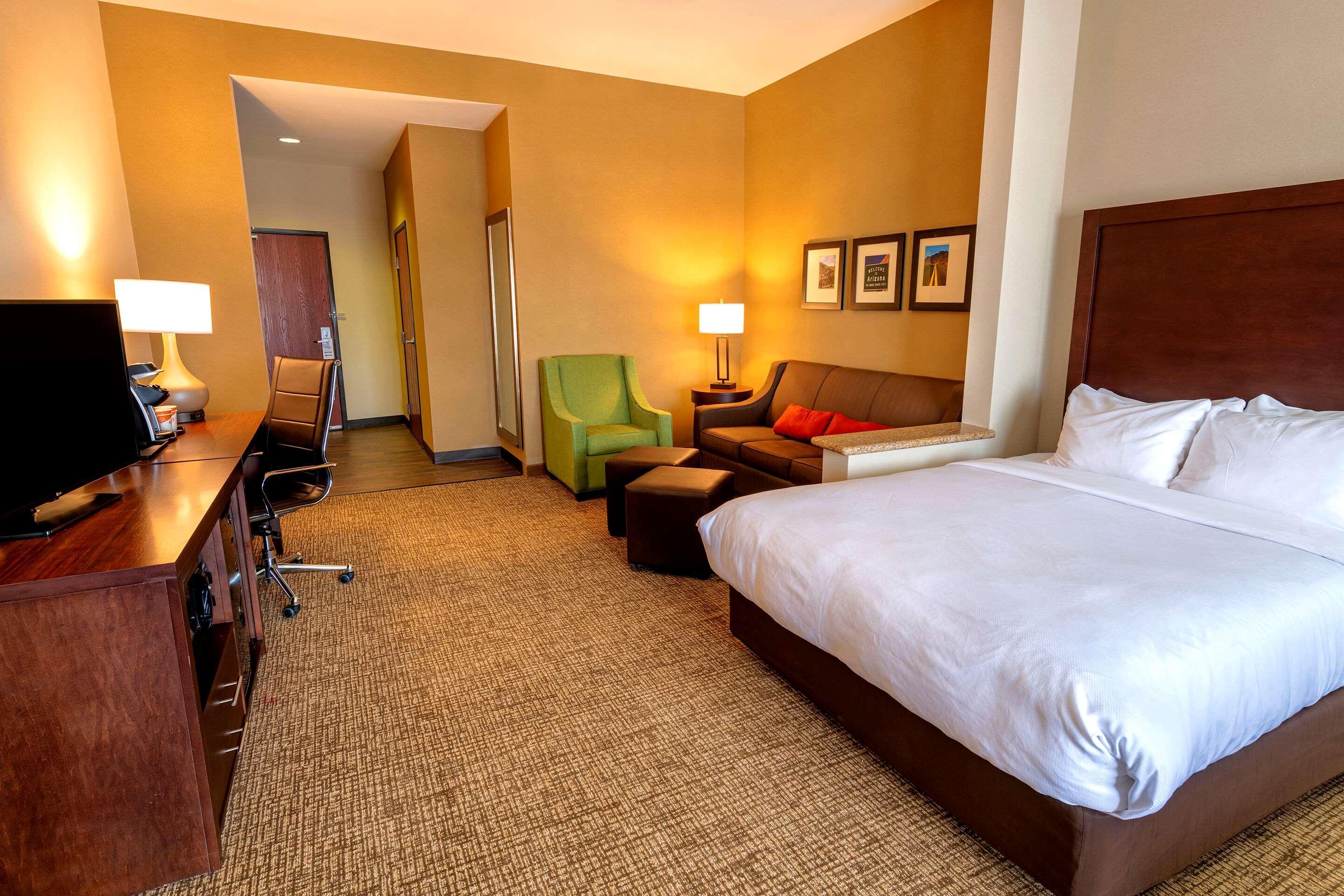 Comfort Suites Goodyear-West Phoenix Екстериор снимка