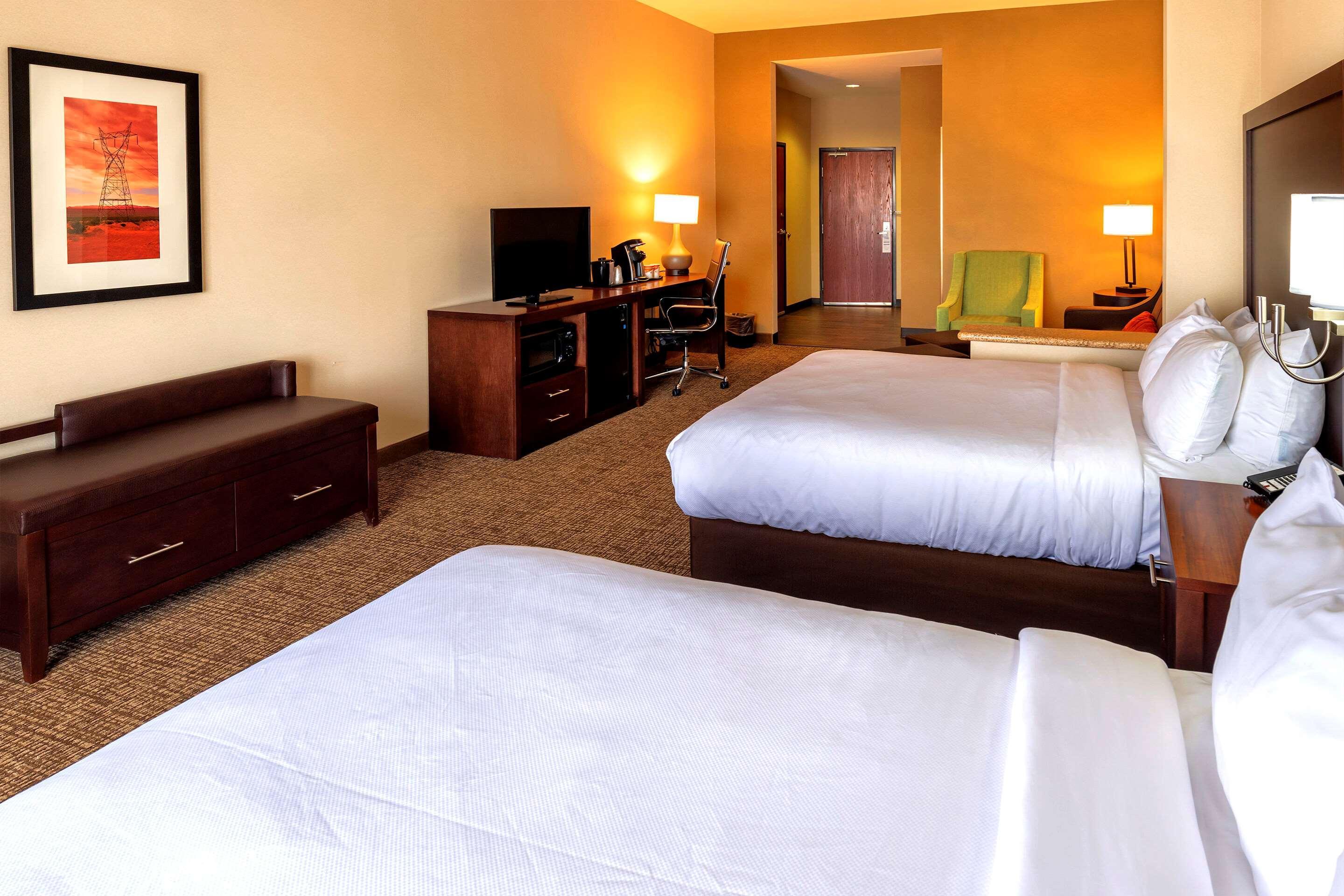 Comfort Suites Goodyear-West Phoenix Екстериор снимка