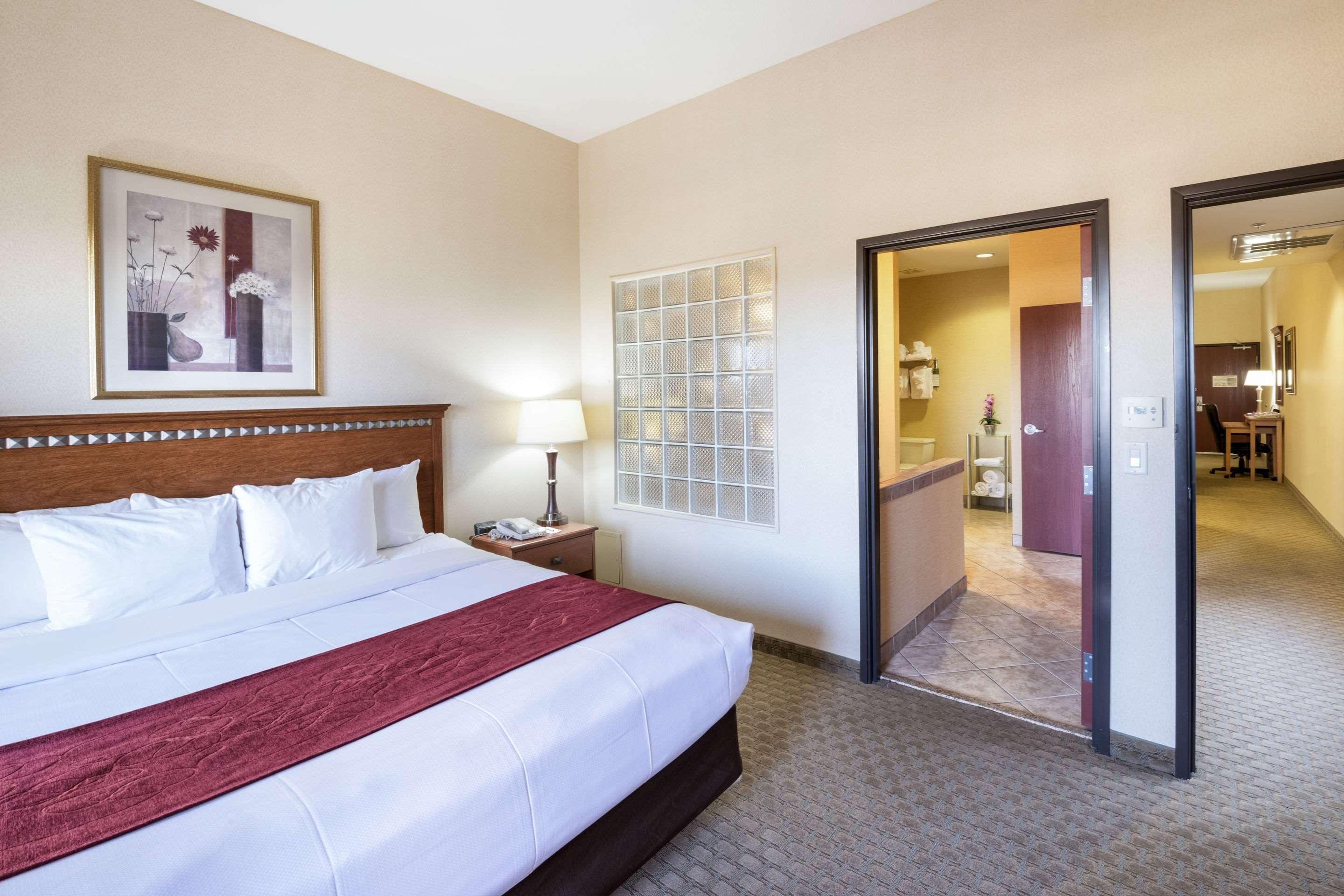 Comfort Suites Goodyear-West Phoenix Екстериор снимка