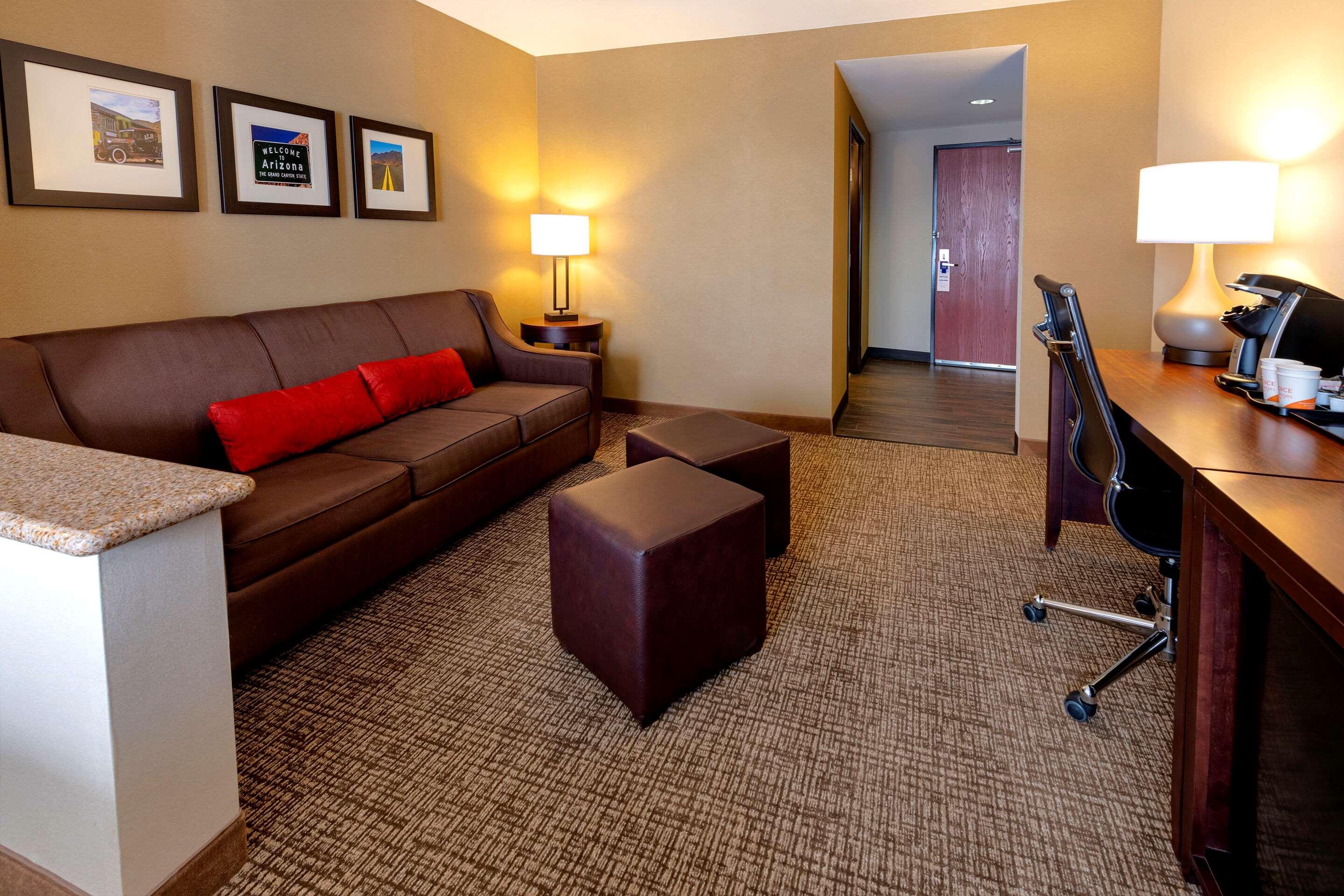 Comfort Suites Goodyear-West Phoenix Екстериор снимка