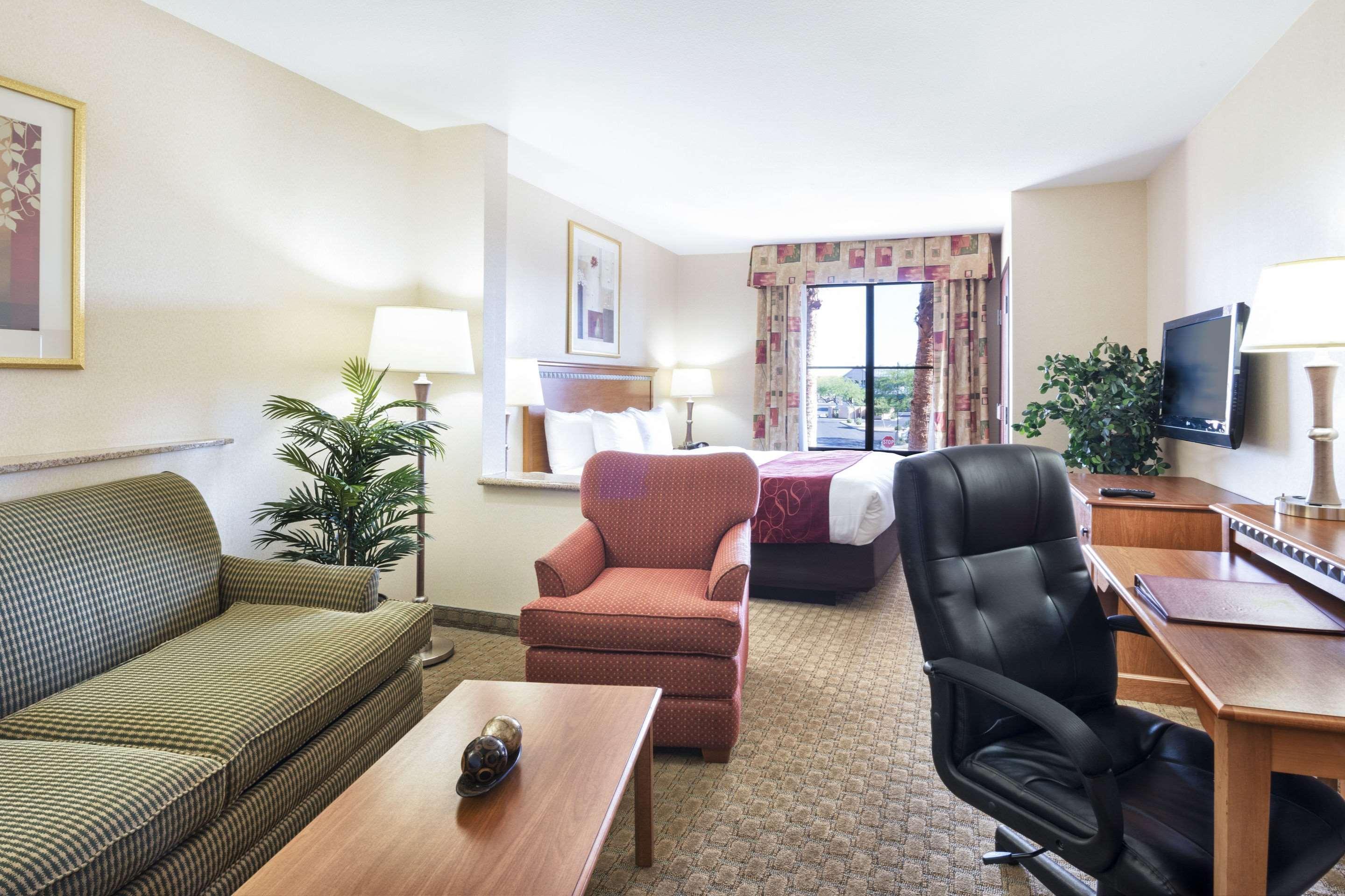 Comfort Suites Goodyear-West Phoenix Екстериор снимка