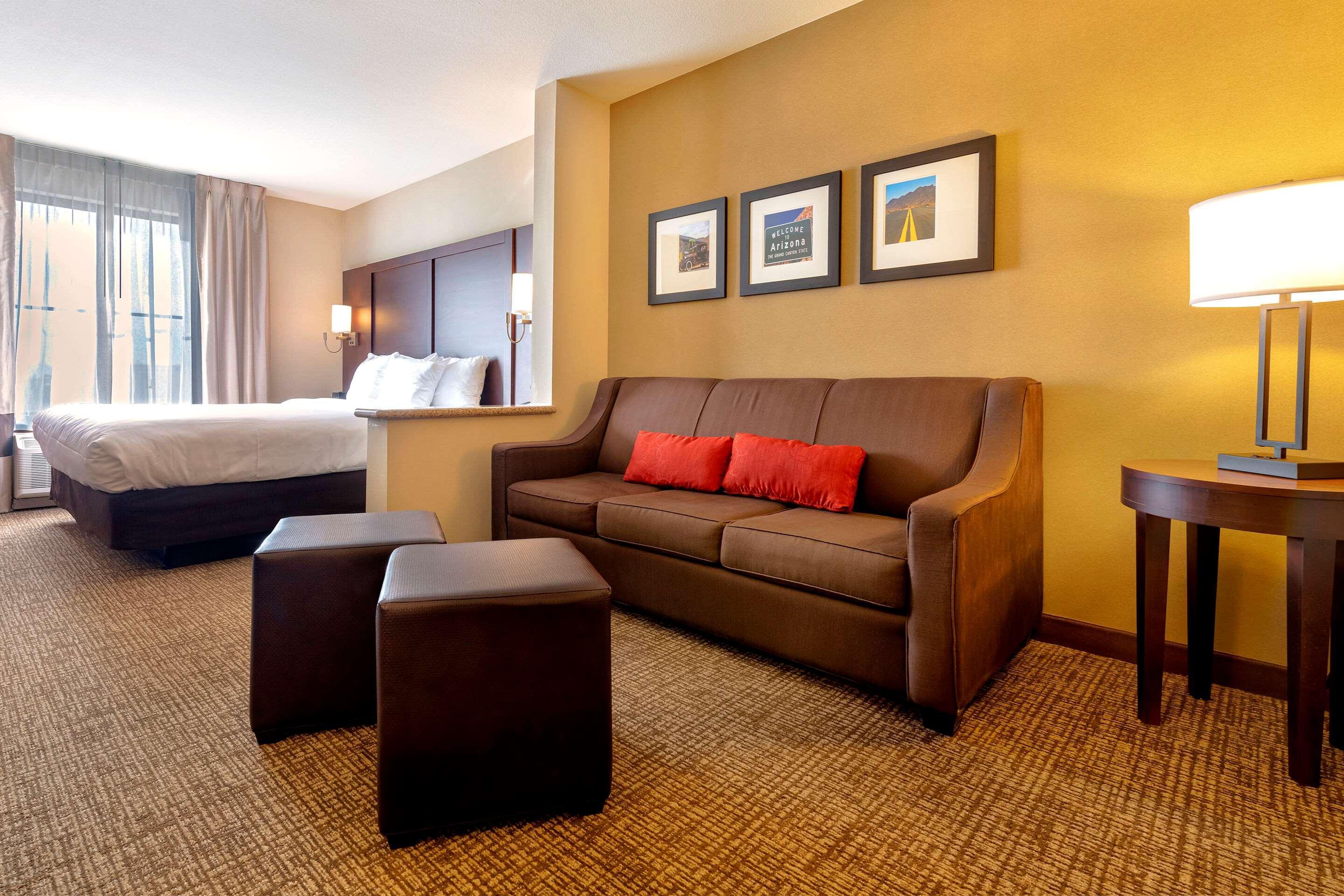 Comfort Suites Goodyear-West Phoenix Екстериор снимка
