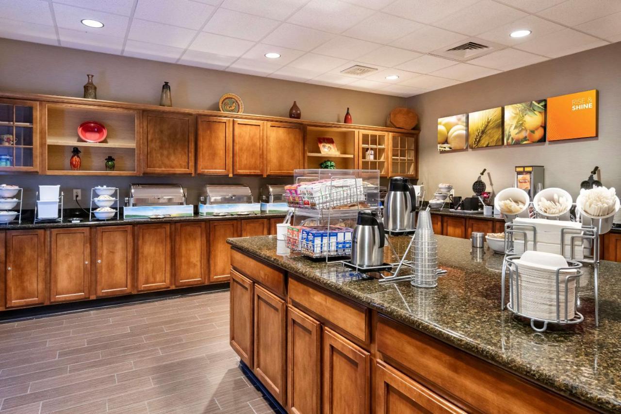 Comfort Suites Goodyear-West Phoenix Екстериор снимка